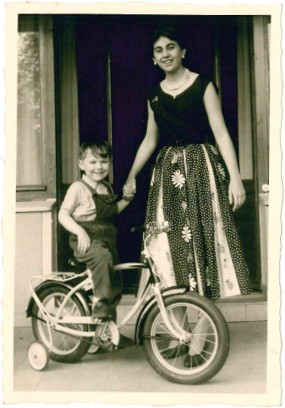 1956 - Con su hijo